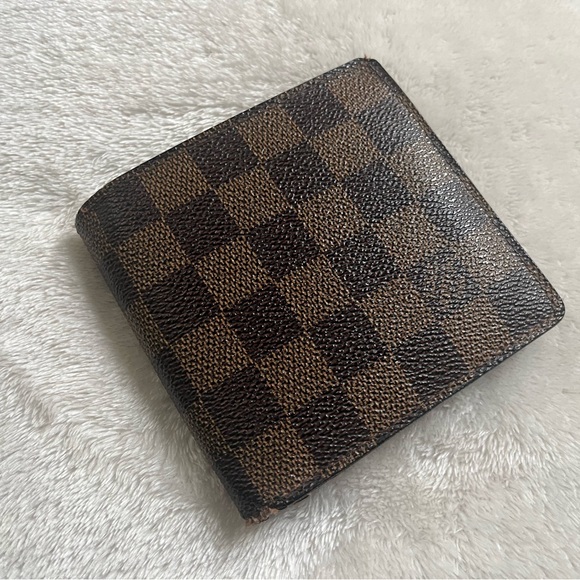 Sold Louis Vuitton men wallet - Picture 3 of 14